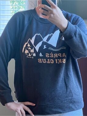 Lou & Grey Gray Apres & ski Graphic Crewneck Sweatshirt